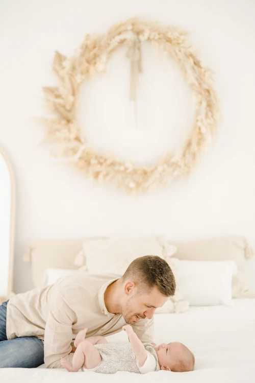 enfant bonheur amour famille beige